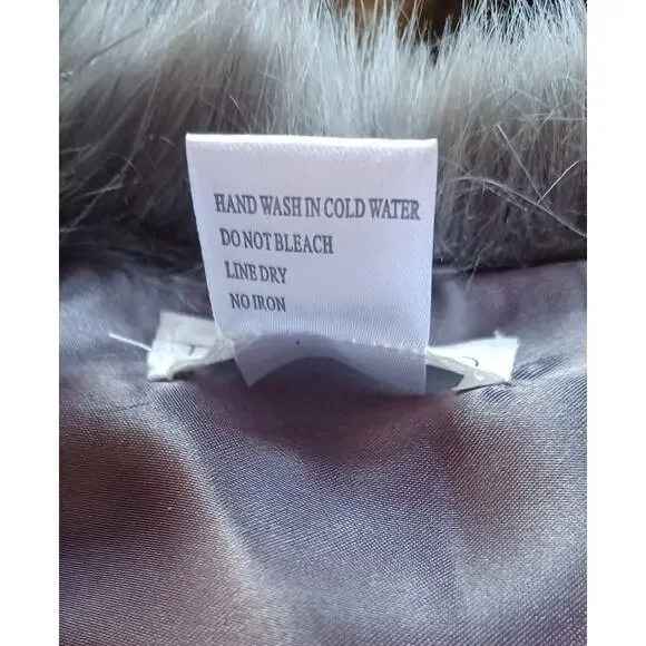 Tevolio Faux Fur Wrap Elegant Grey Bridal Stole Shrug Capelet Shawl Old Money - Picture 6 of 6